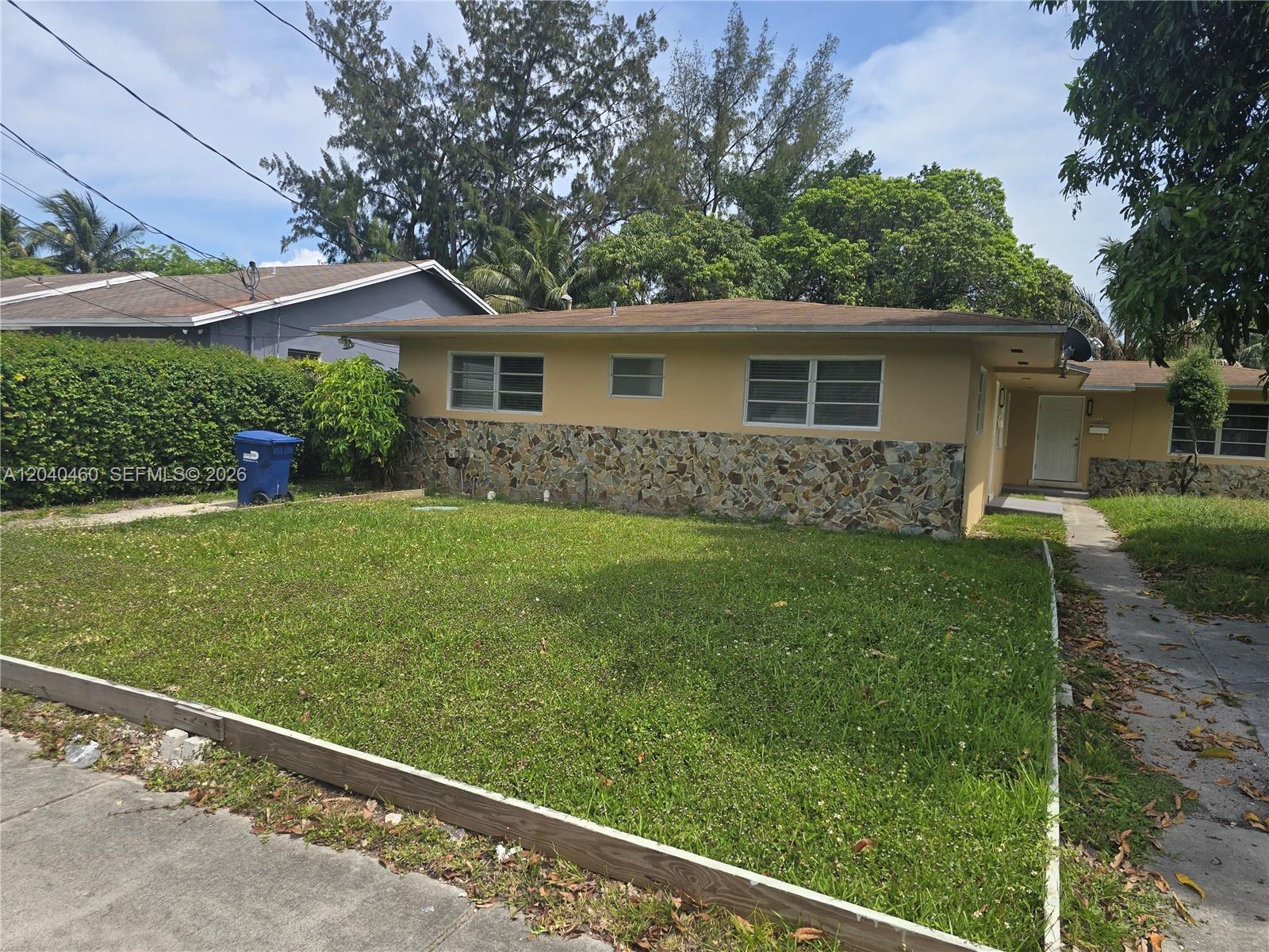 1340 NE 145th St # 1, Miami FL 33161