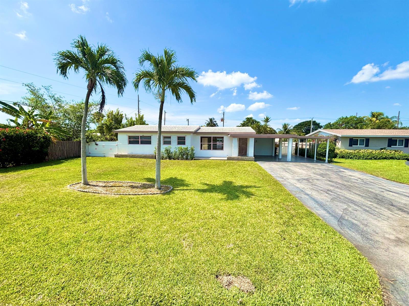 470 NE 45th Street, Boca Raton FL 33431
