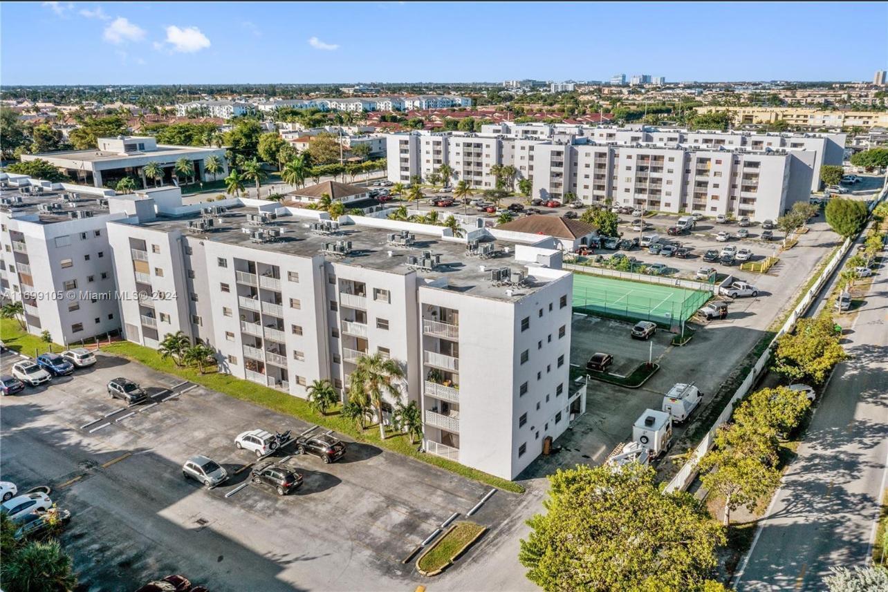 8145 NW 7th Street # 208, Miami FL 33126