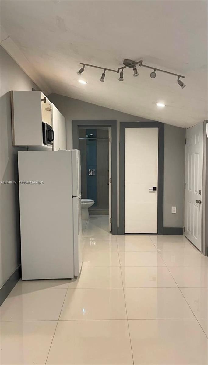 420 NW 95th St # 420, Miami FL 33150