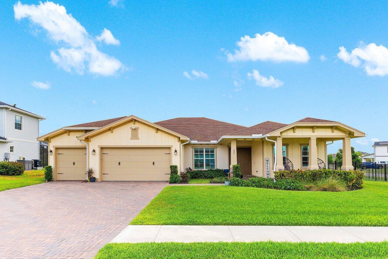 962 Castaway Court, Loxahatchee FL 33470