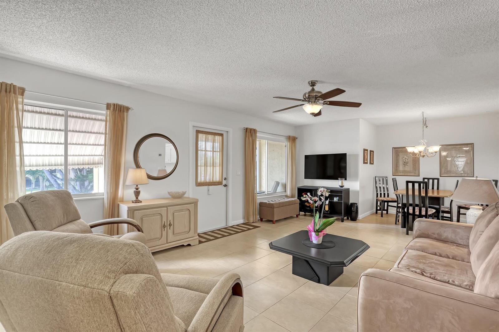 337 Pine Ridge Circle # 2, FL 33463