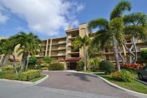 825 Egret Circle # 404, Delray Beach FL 33444