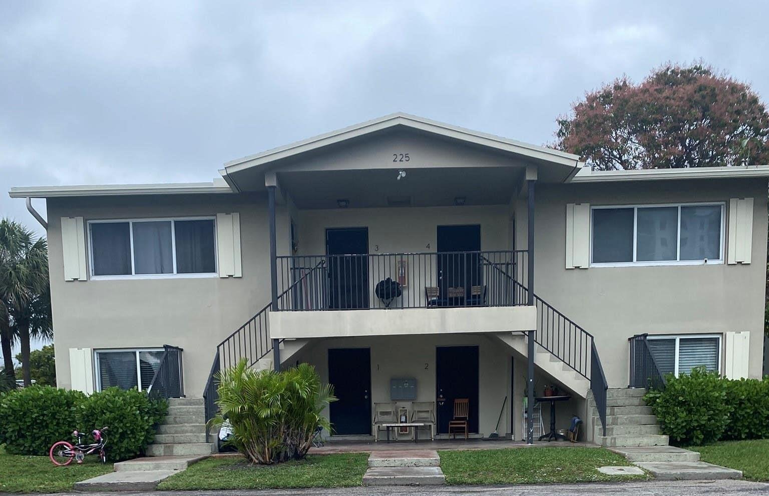225 SW 7th Street # 101, Boca Raton FL 33432