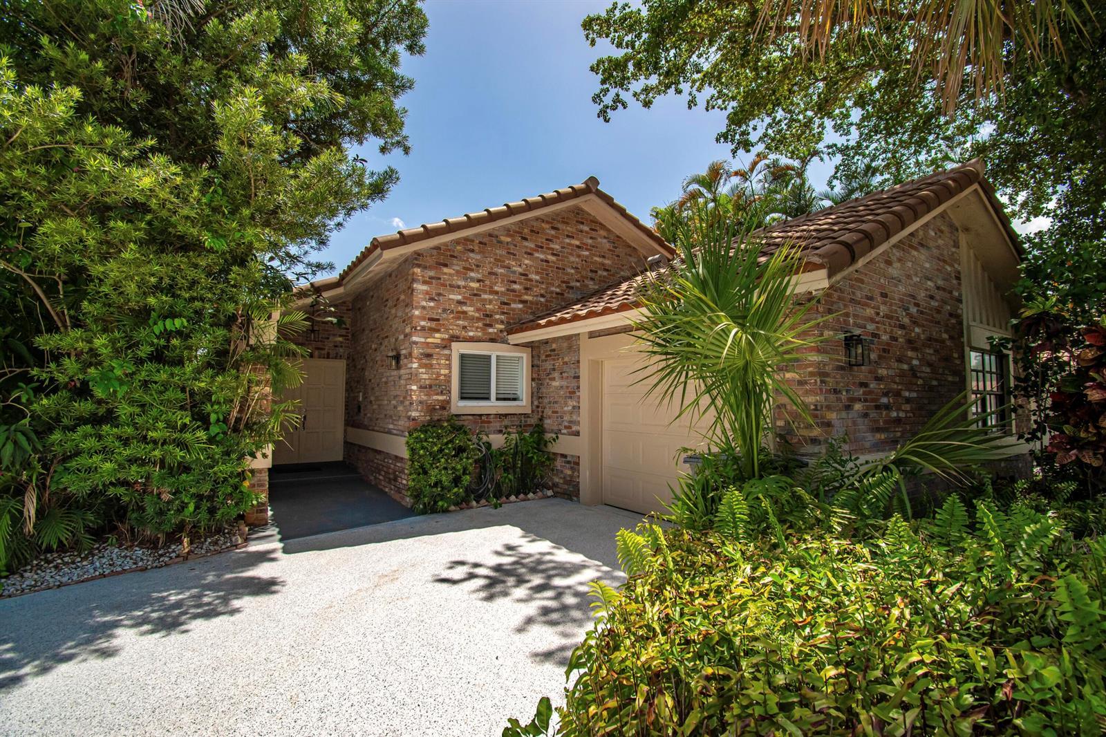 10562 Fenway Place, Boca Raton FL 33498