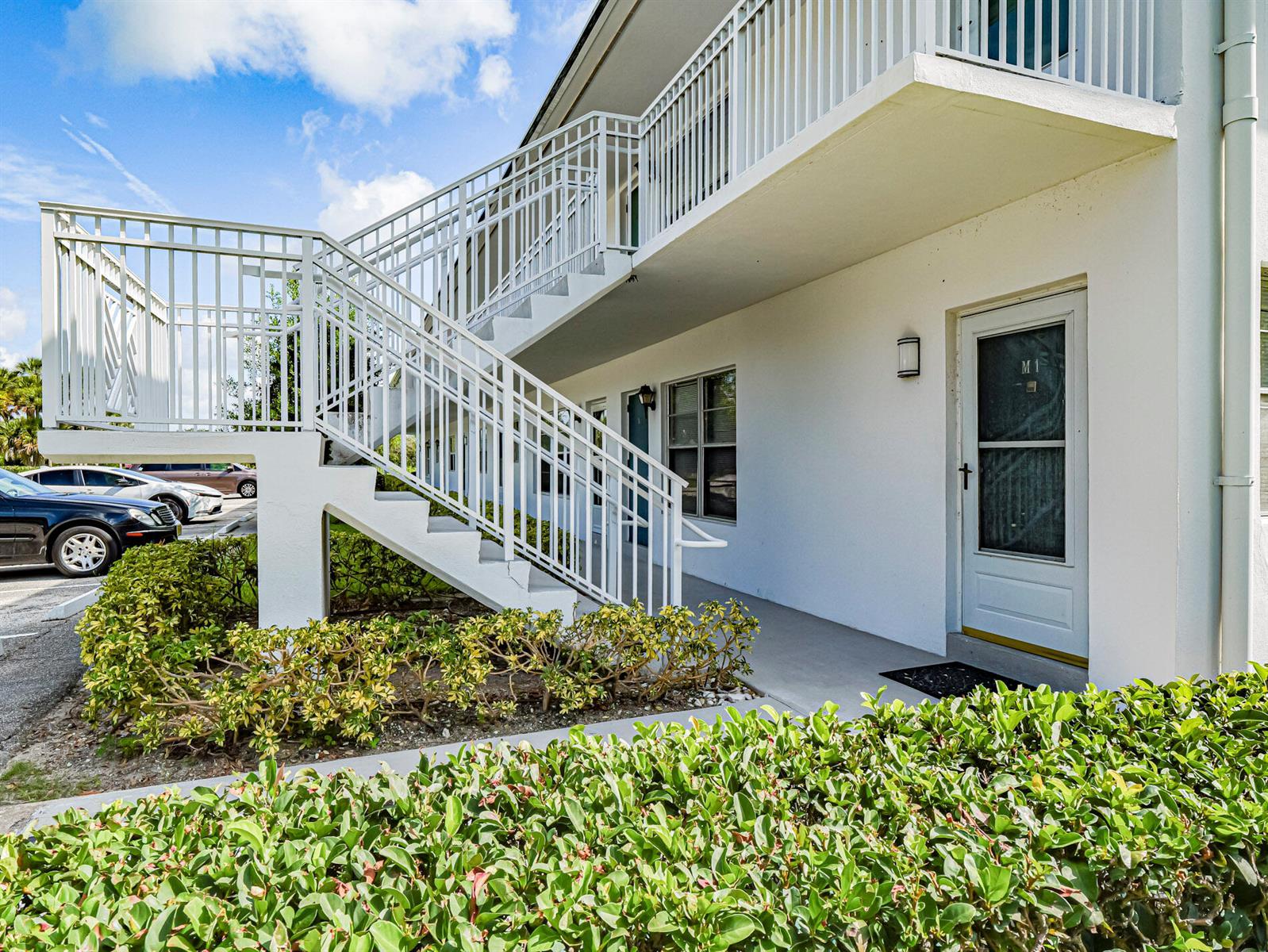 2800 Indian River Boulevard, Vero Beach FL 32960