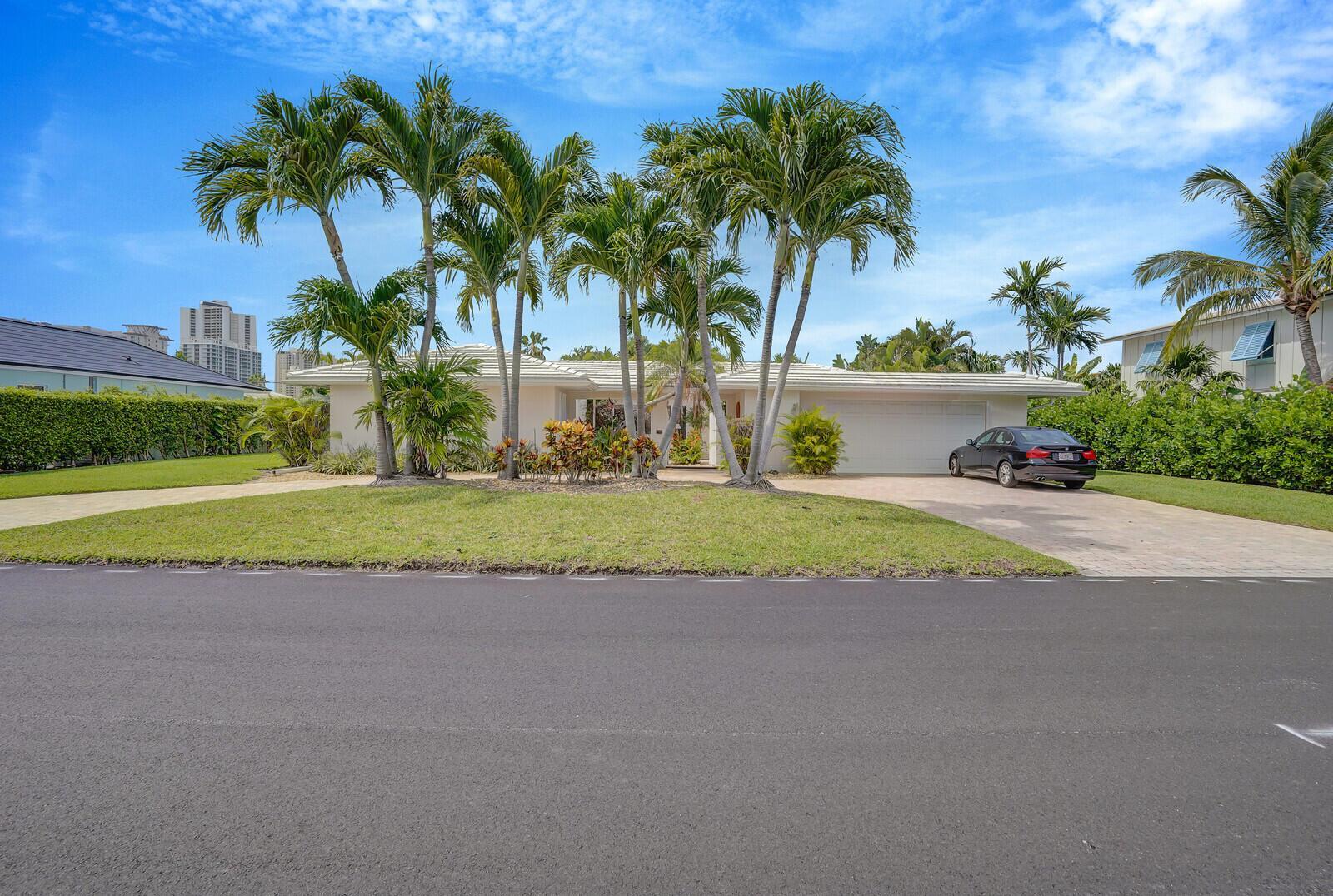 1211 Bimini Lane, Singer Island FL 33404