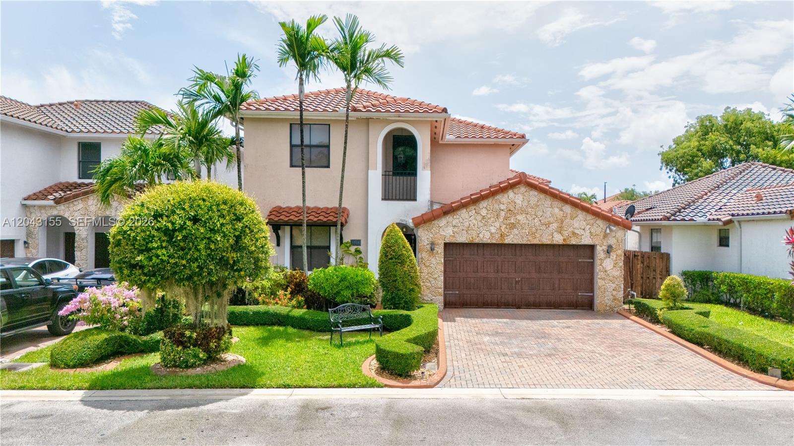 1016 NW 99th Psge # 1016, Miami FL 33172