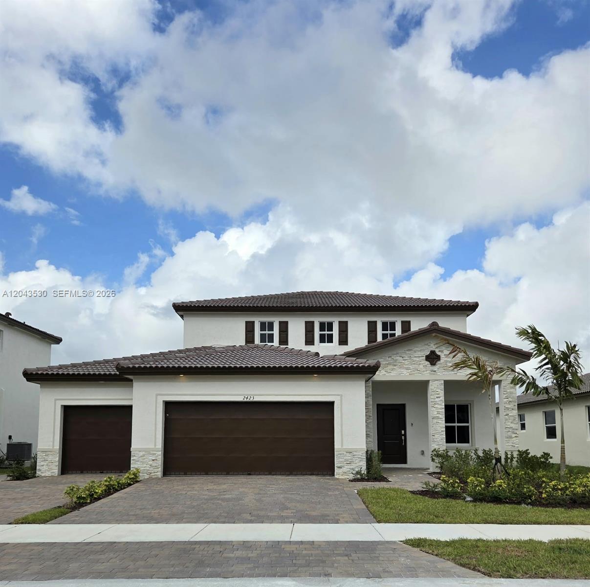 2423 SE 30th St, Homestead FL 33035