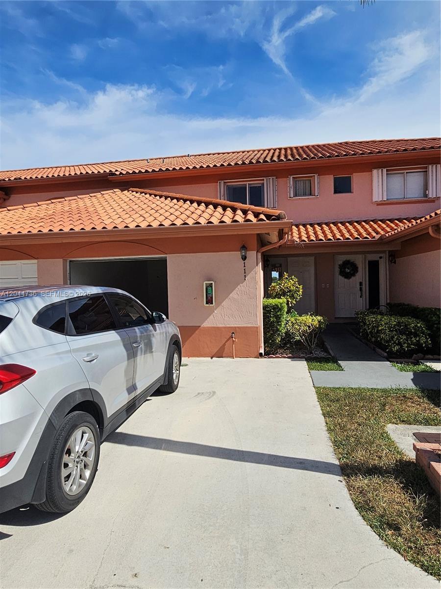 20 San Simeon Way # 111, Miami FL 33179