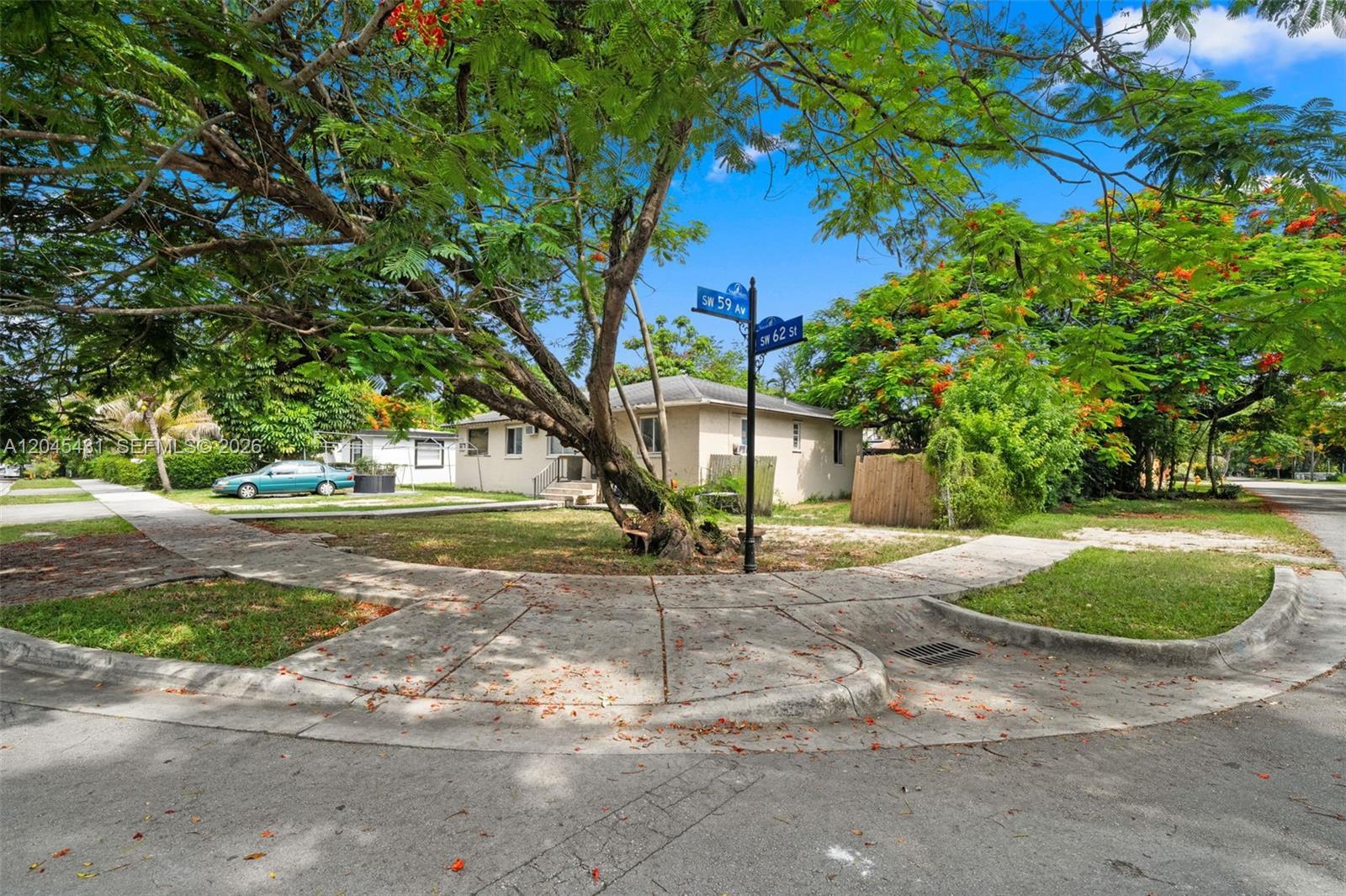 5901 SW 62nd St, Miami FL 33143