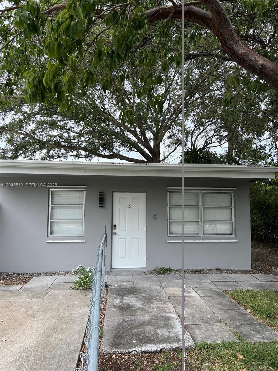 325 SW 14th Ct # C, Fort Lauderdale FL 33315