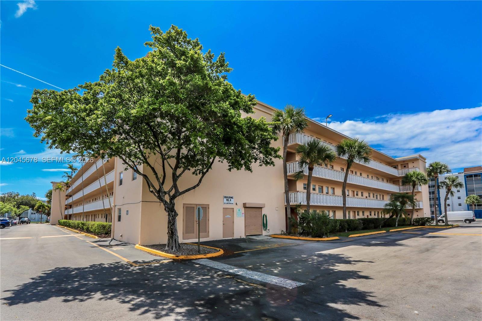 505 E Dania Beach Blvd # 3G, Dania Beach FL 33004