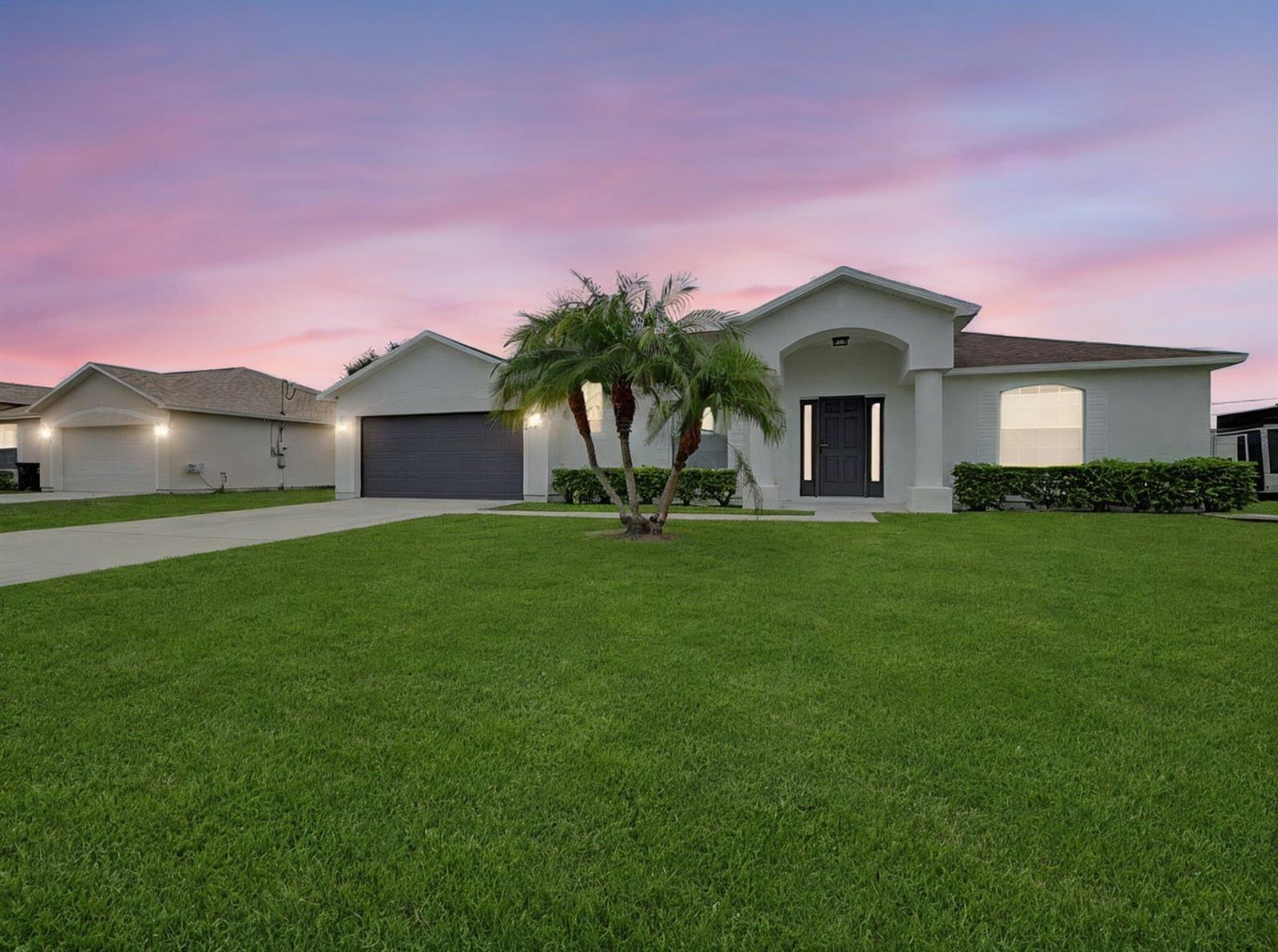 719 SW Broadview Street, Port St. Lucie FL 34983