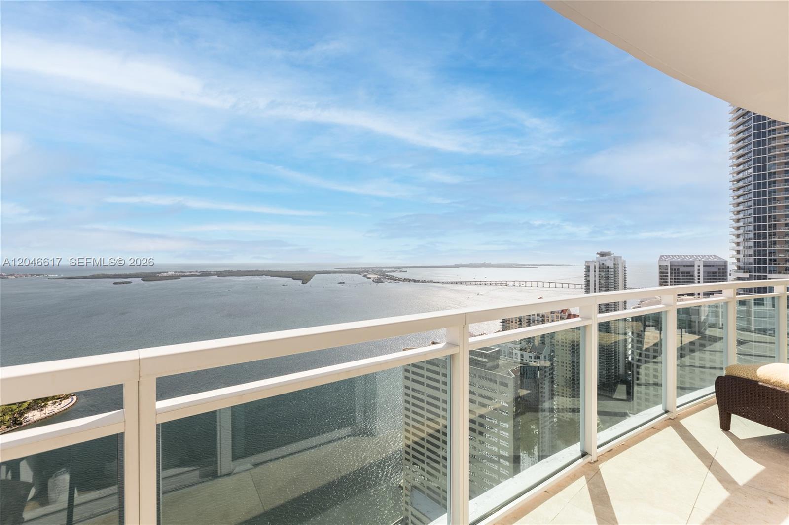 950 Brickell Bay Dr # 5011, Miami FL 33131