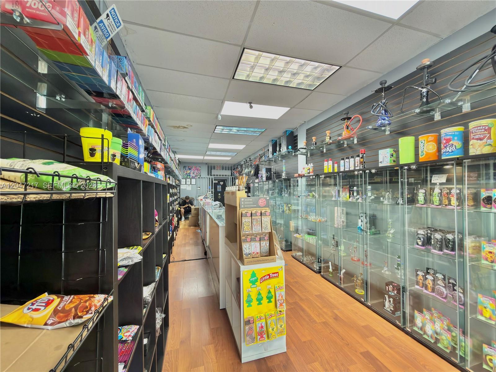 5325 SW 8th ST, Coral Gables FL 33134