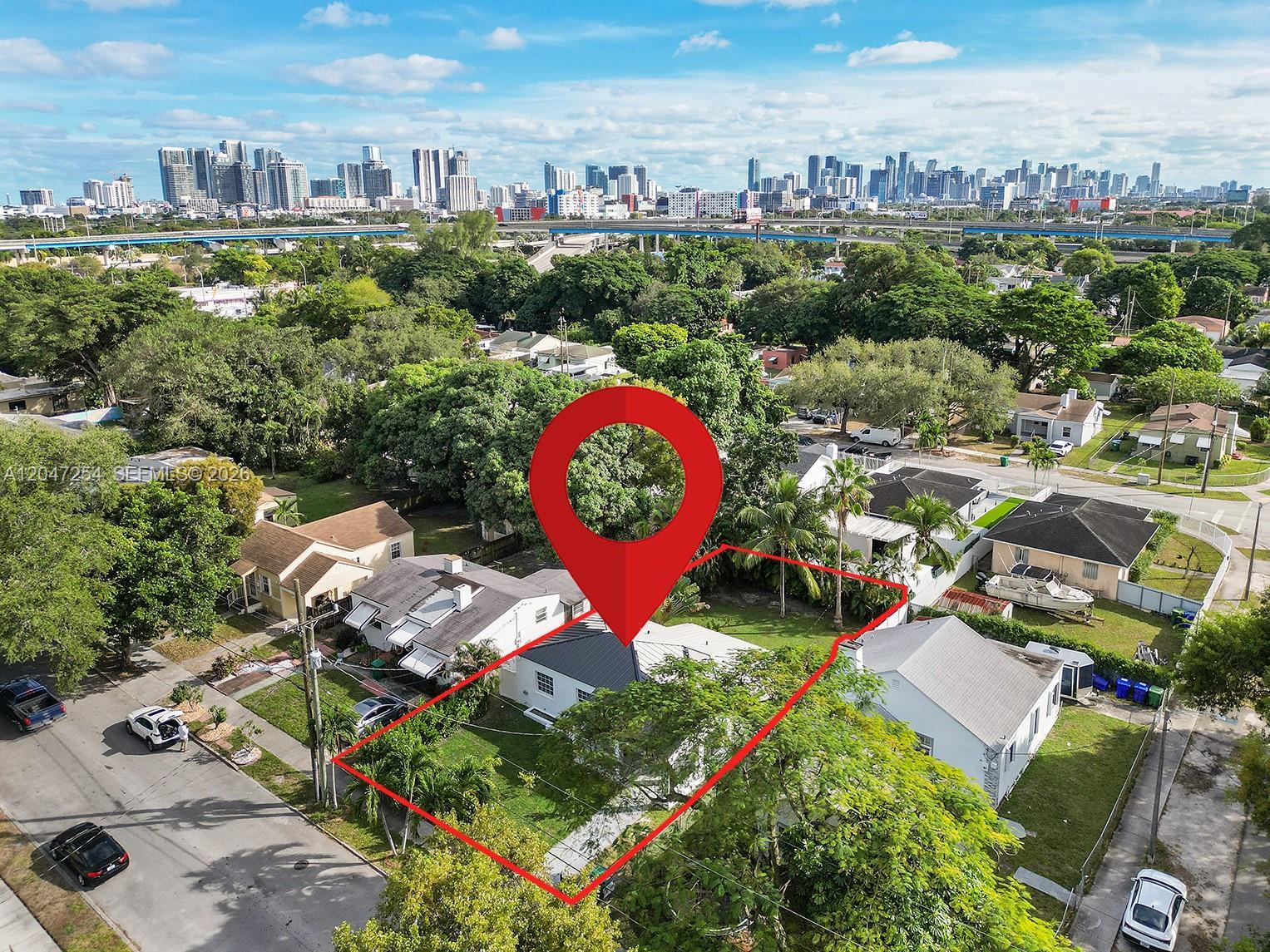 794 NW 45th St, Miami FL 33127