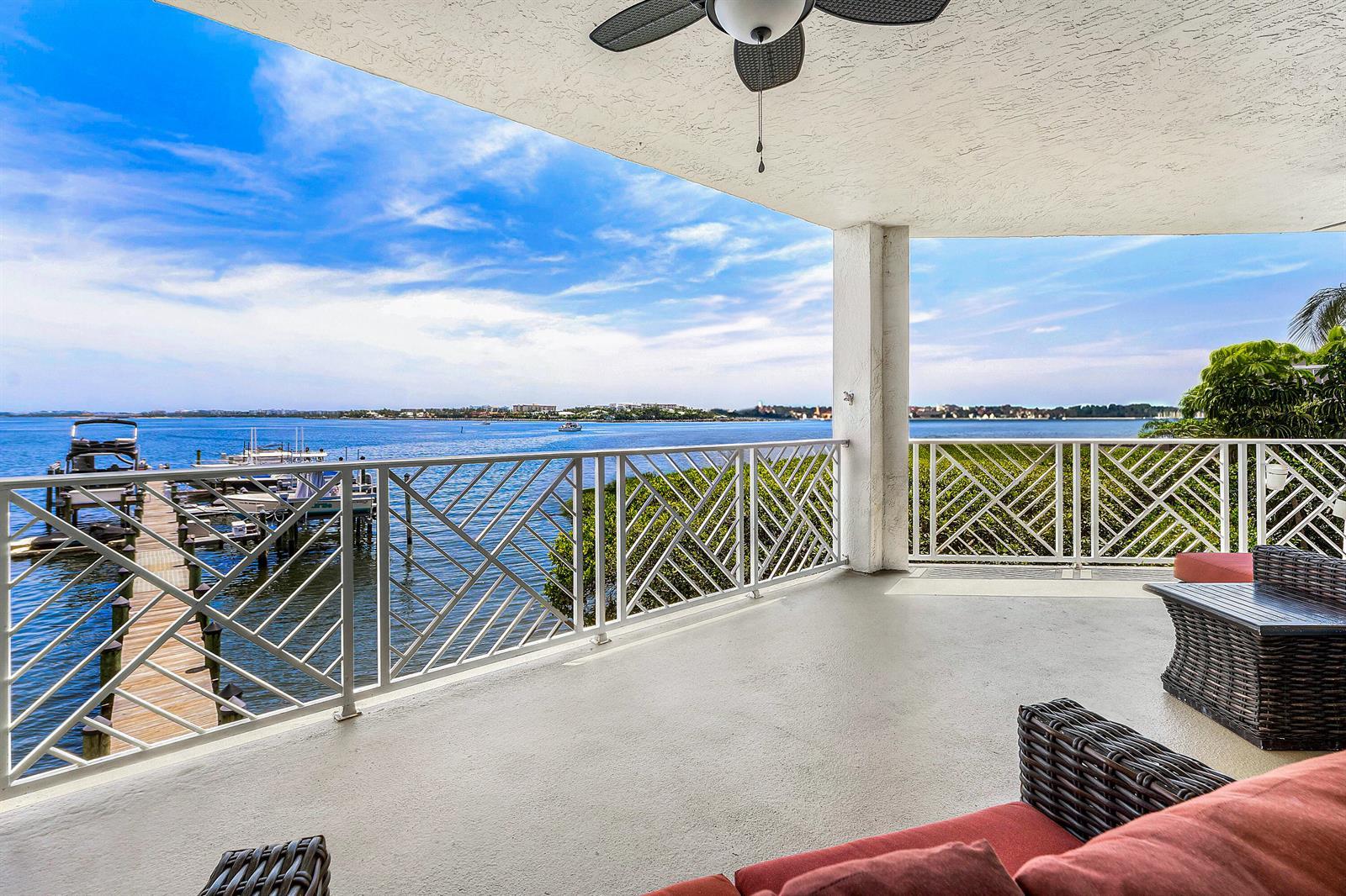 309 E Ocean Avenue # 103, Lantana FL 33462