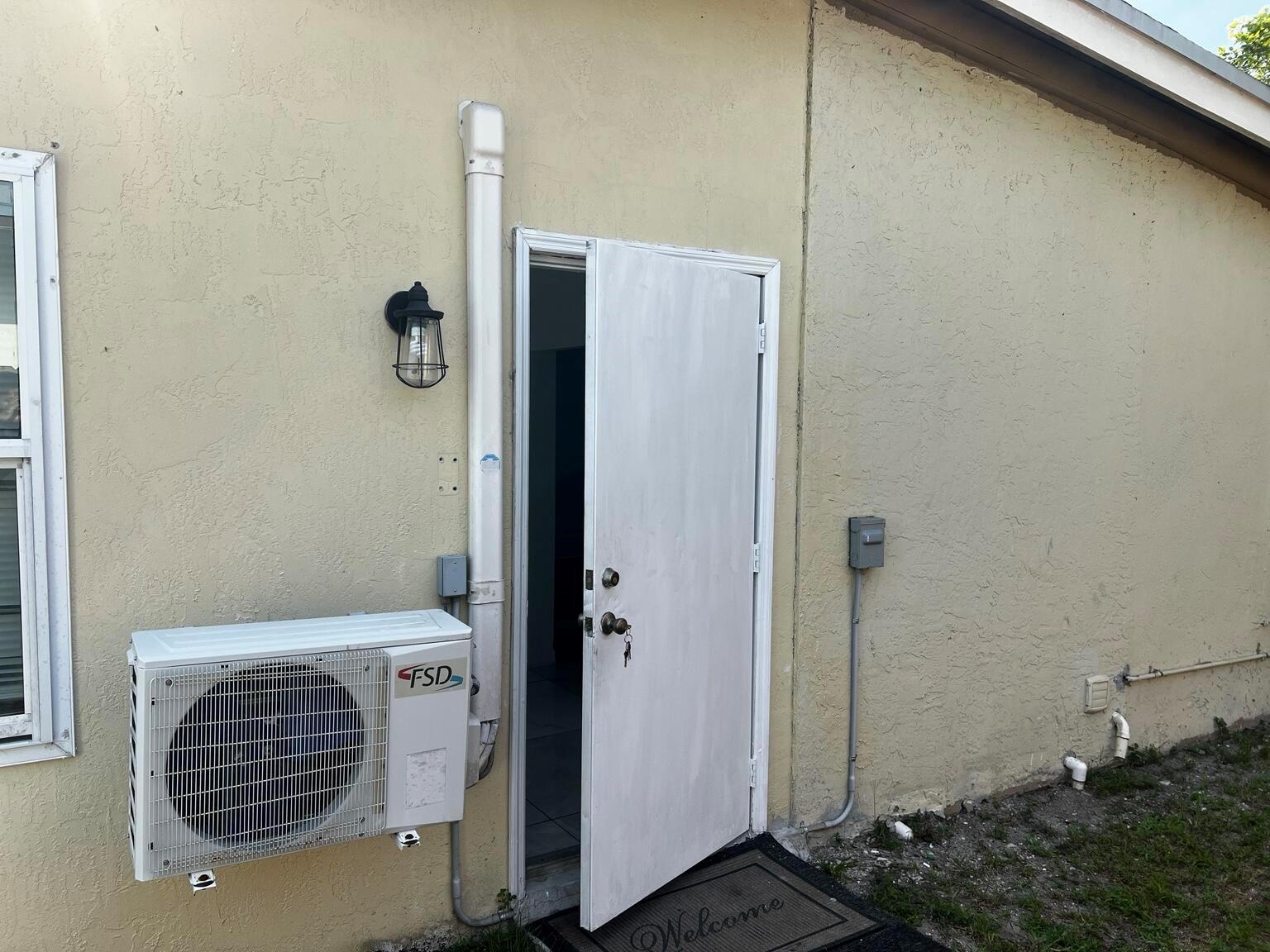 1212 NW 13th Court, Fort Lauderdale FL 33311