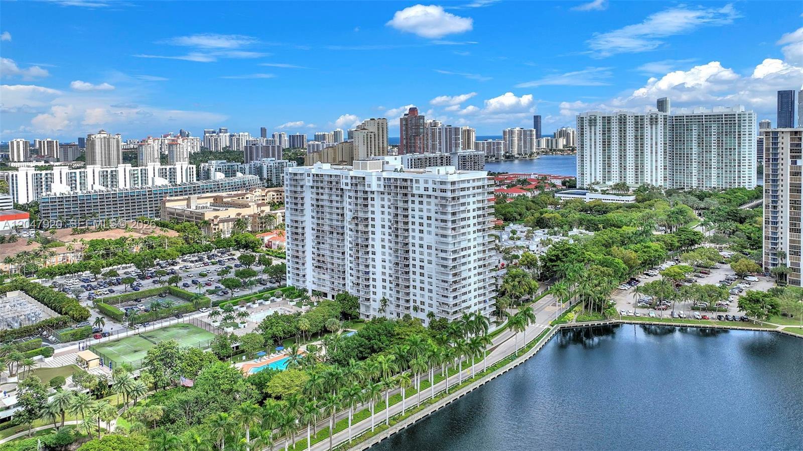 2851 NE 183rd St # 1811, Aventura FL 33160