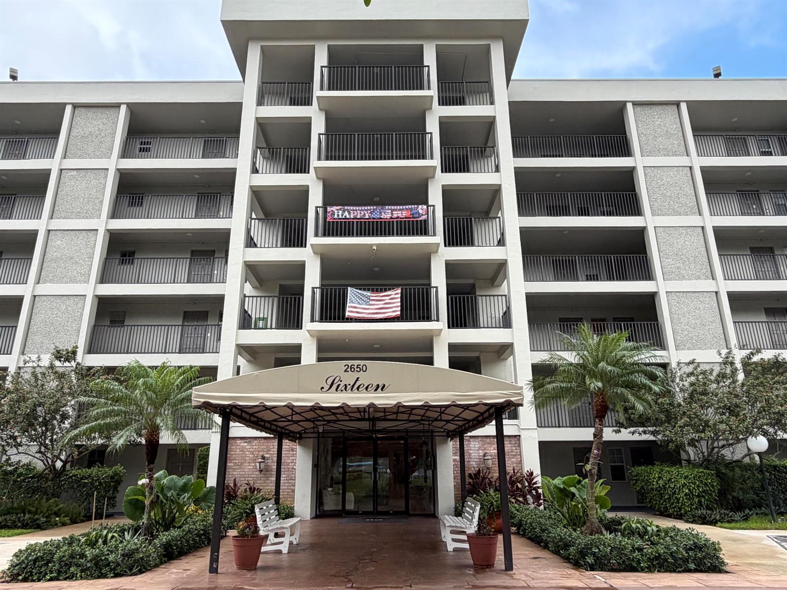 2650 S Course Drive # 203, Pompano Beach FL 33069