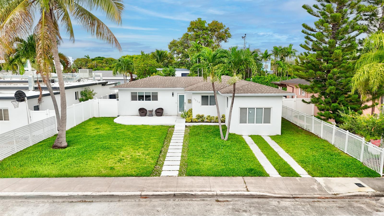 7528 Buccaneer Avenue, North Bay Village FL 33141