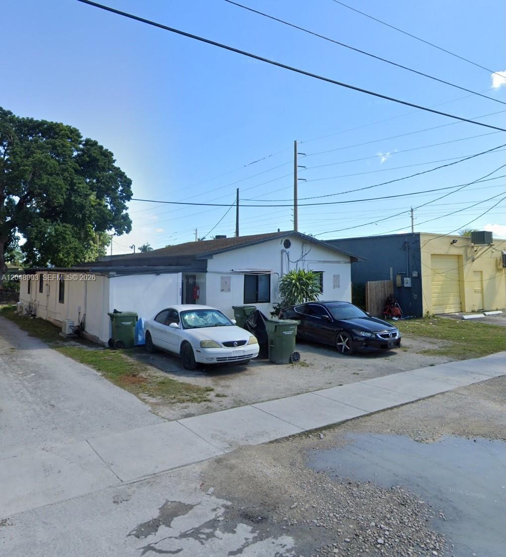 725 SW 1st Ave # 1, Homestead FL 33030
