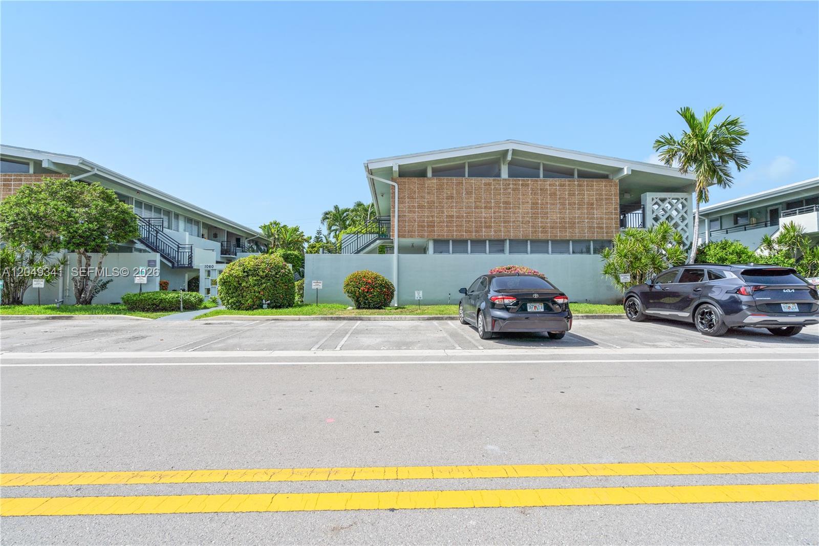 1070 98th St # 14, Bay Harbor Islands FL 33154