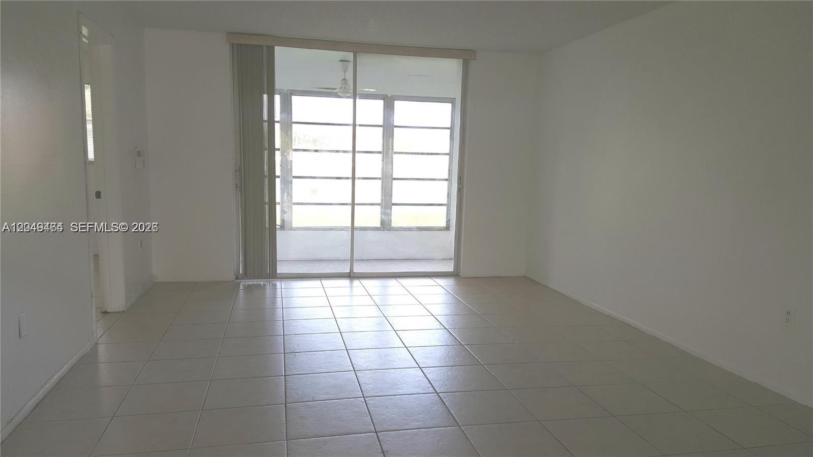 8500 Sunrise Lakes Blvd # 103, Sunrise FL 33322