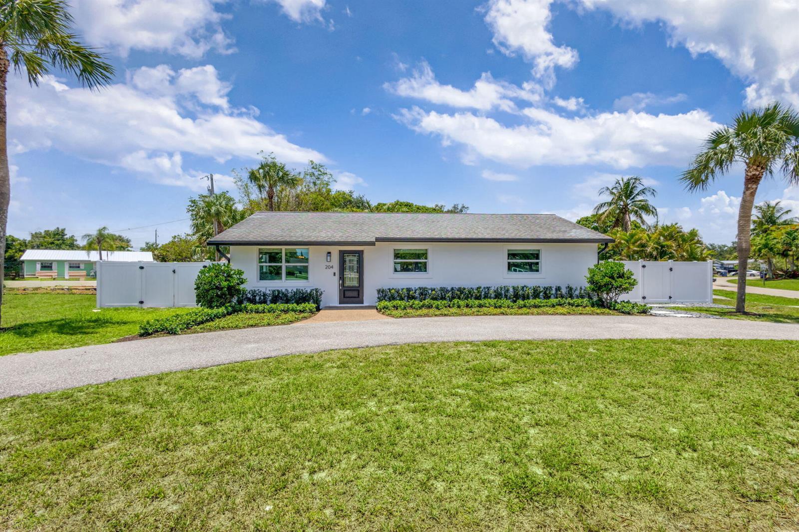 204 W Whitney Drive, Jupiter FL 33458