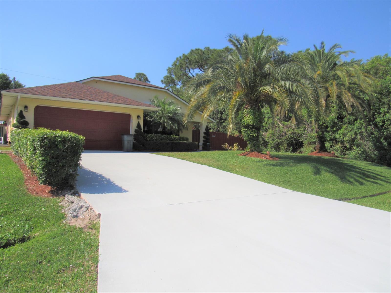 1242 SW Melrose Avenue, Port St. Lucie FL 34953