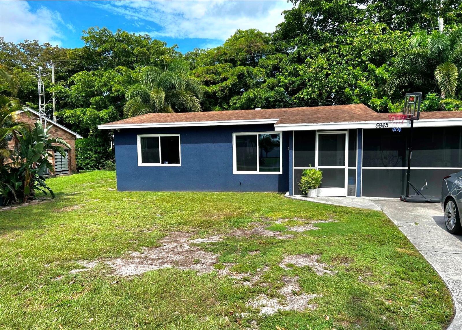 5945 Morrison Avenue, Lake Worth FL 33463