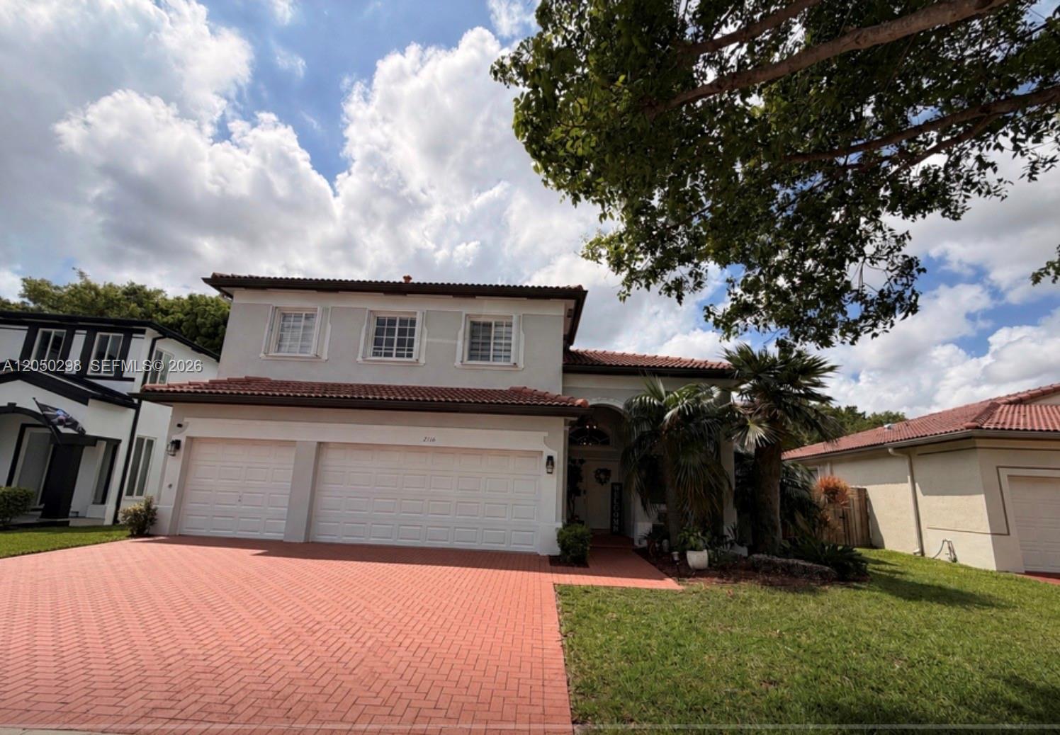 2116 NE 38th Rd, Homestead FL 33033