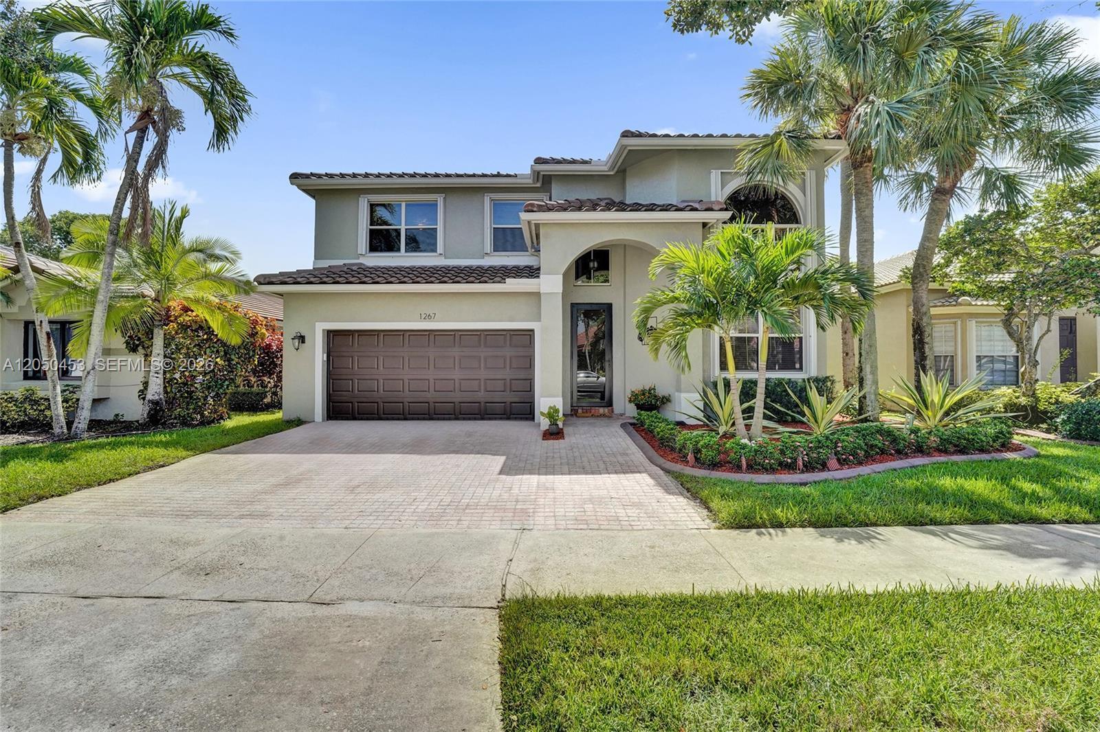 1267 NW 167th Ave, Pembroke Pines FL 33028