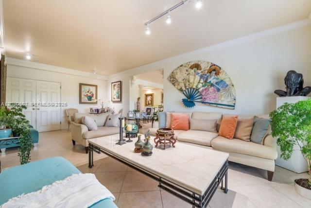 1400 Salzedo St # 305, Coral Gables FL 33134