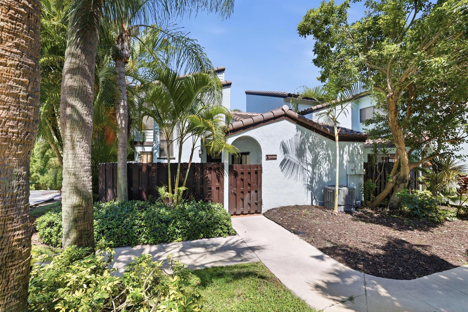 22316 Pineapple Walk Drive, Boca Raton FL 33433