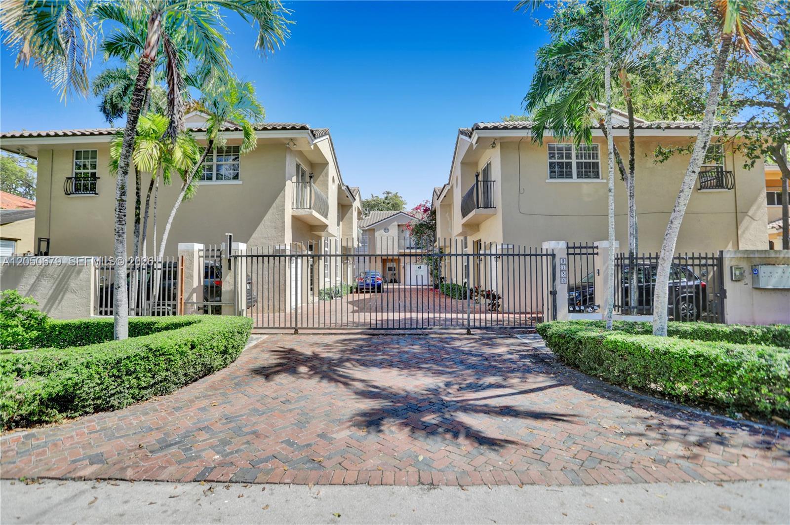 3135 Gifford Ln # A, Miami FL 33133