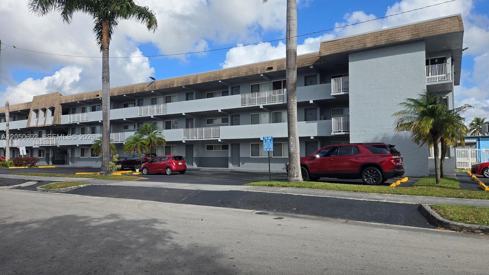 11005 SW 1st St # 203, Sweetwater FL 33174