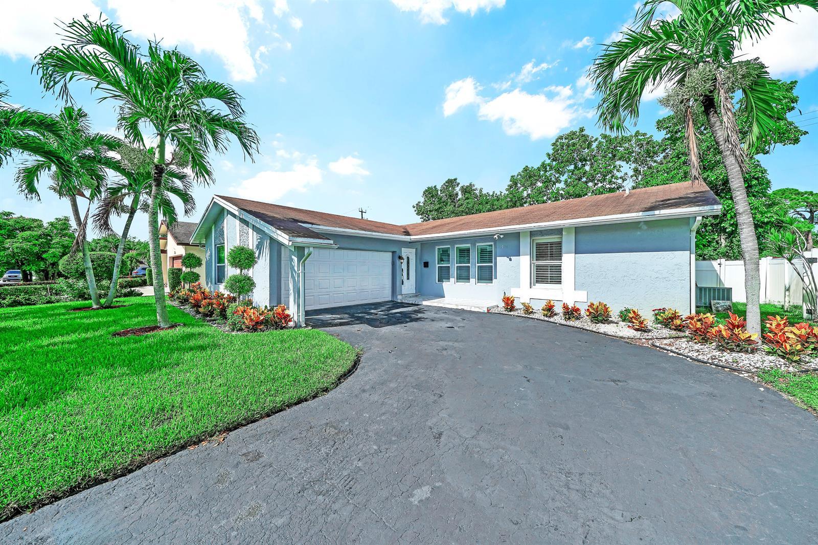 724 Avenue Chaumont, Delray Beach FL 33445