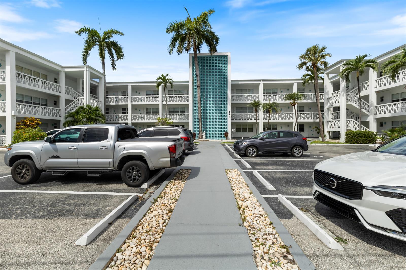 419 Golden Isles Drive # 210, Hallandale Beach FL 33009
