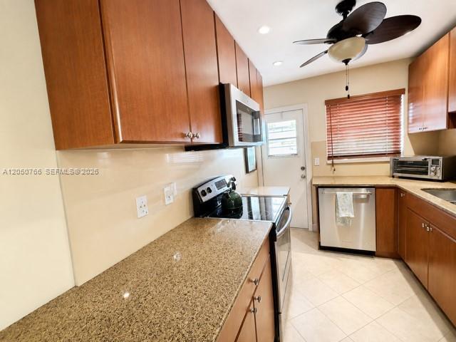 3600 Harrison St # 16B, Hollywood FL 33021