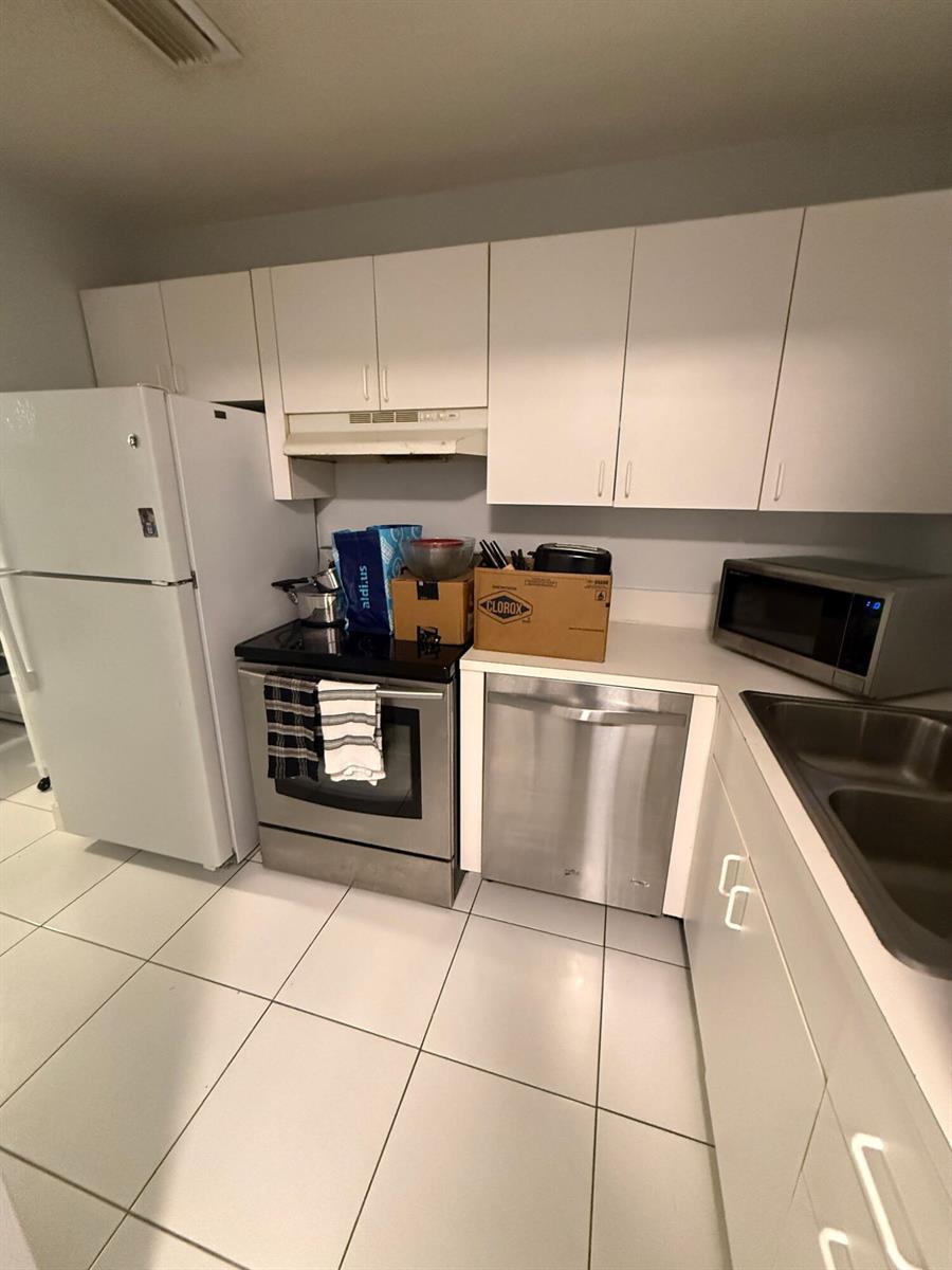 4121 NE 21st Terrace # 3, Lighthouse Point FL 33064