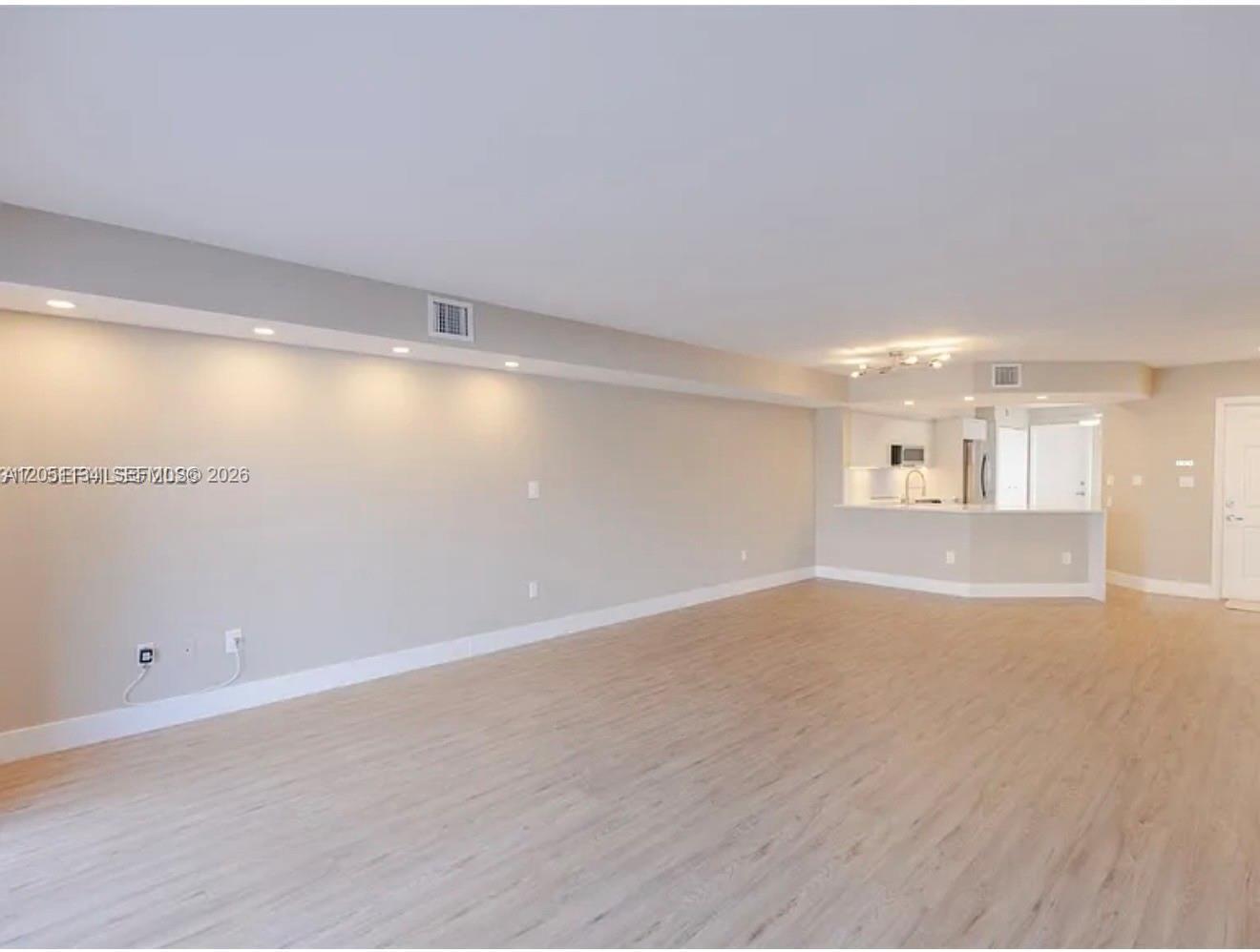 3525 Magellan Cir # 626, Aventura FL 33180