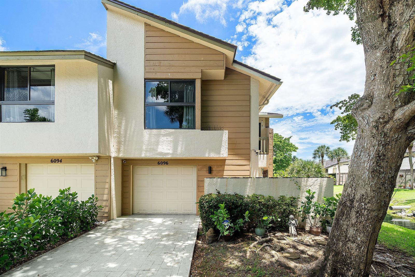 6096 Glendale Drive, Boca Raton FL 33433