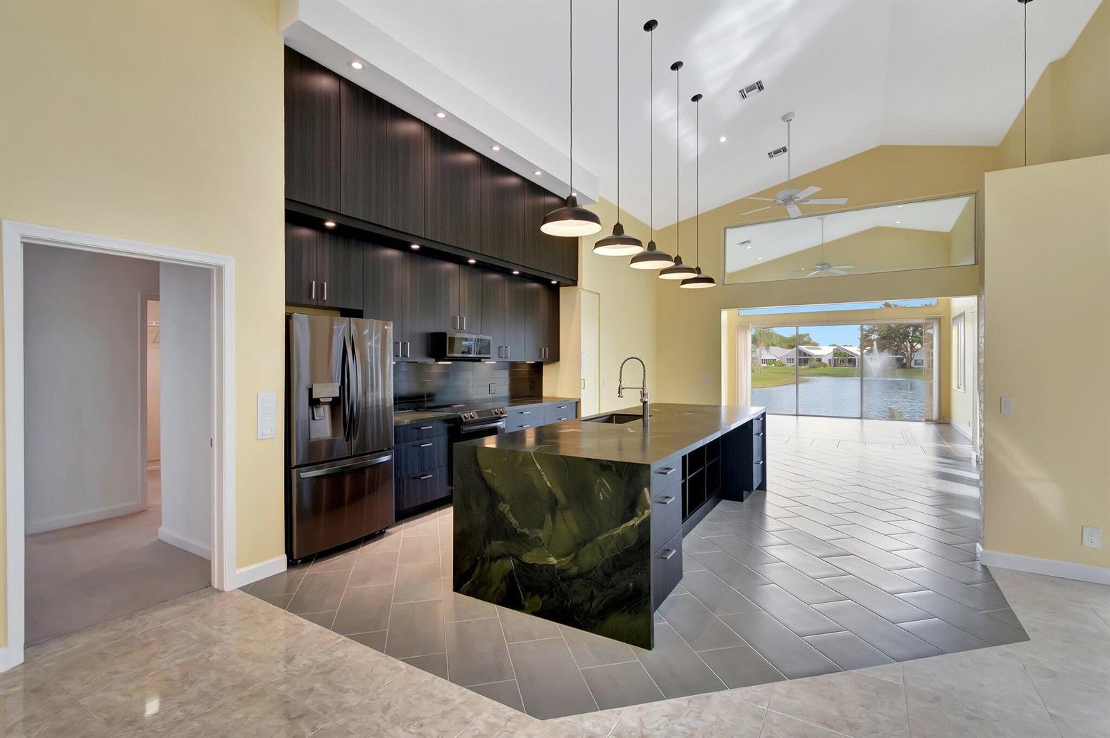 11922 Fountainside Circle, Boynton Beach FL 33437