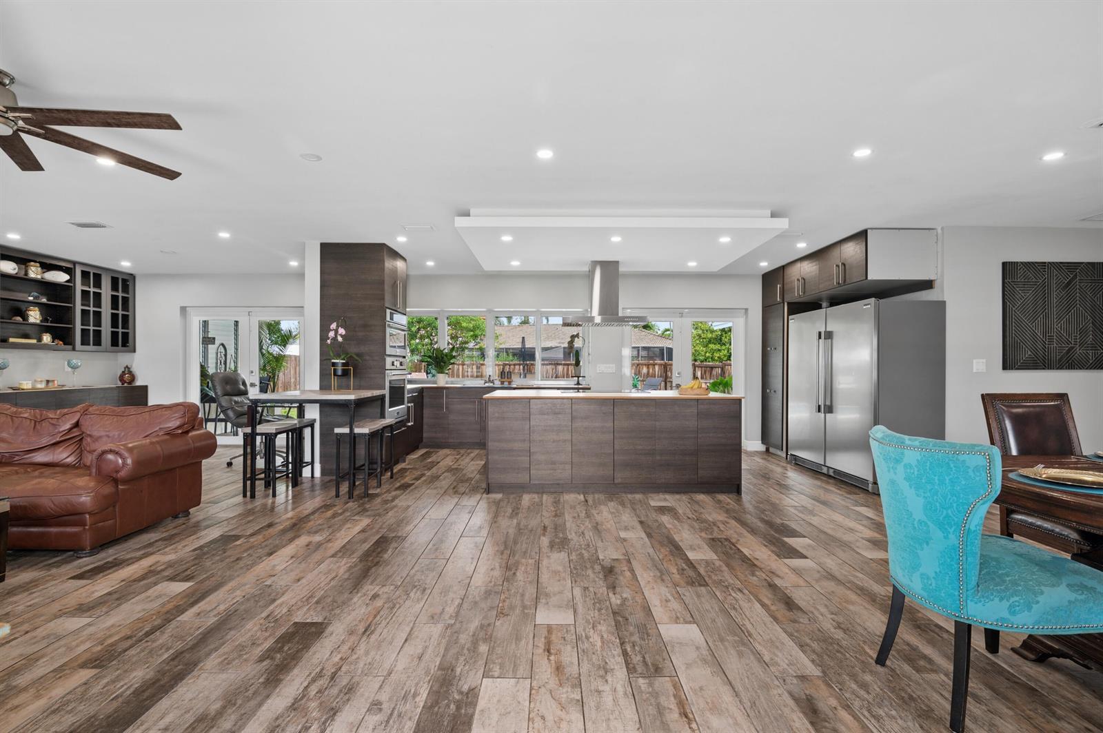 4601 W Hawthorne Circle, Hollywood FL 33021