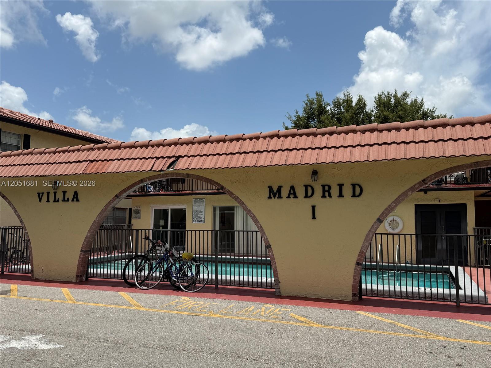 10701 Royal Palm Blvd # 2, Coral Springs FL 33065