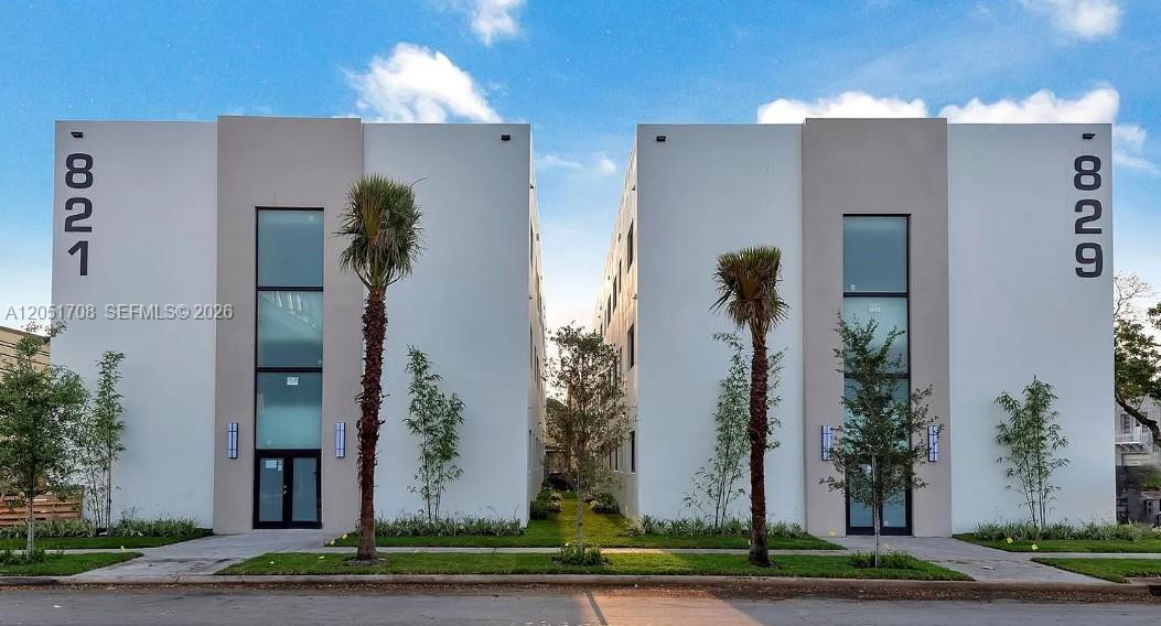 829 SW 18th Ave # 211, Miami FL 33135