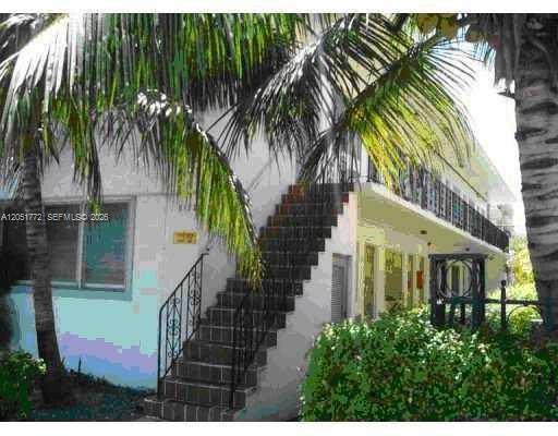 8132 Harding Ave # 9, Miami Beach FL 33141