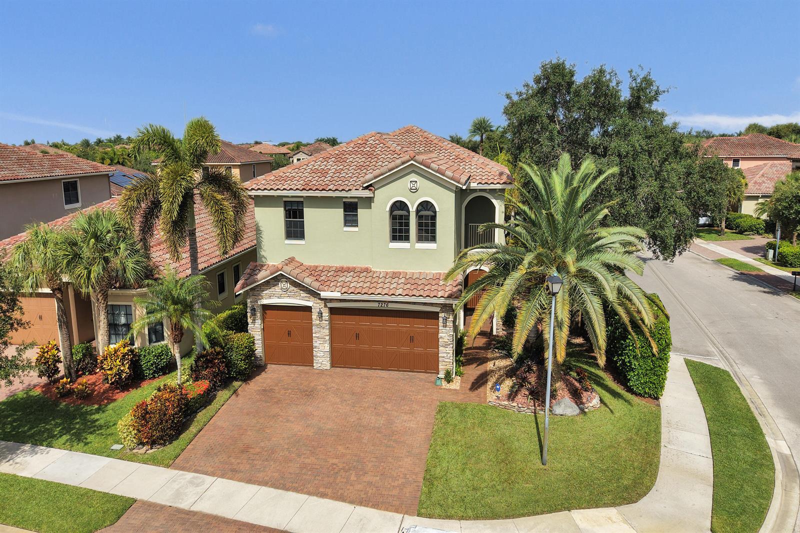 7276 NW 112th Way, Parkland FL 33076